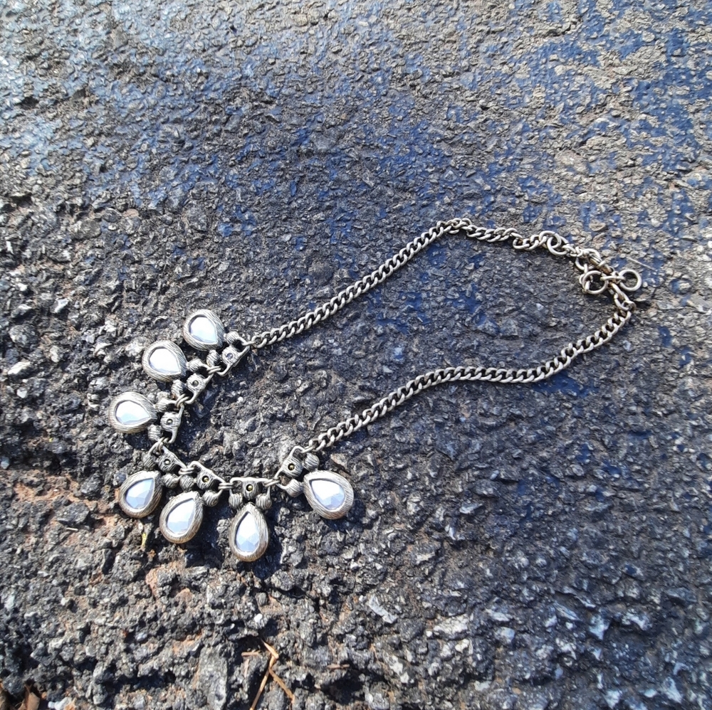Clear Crystal Tear Drops Necklace 🔱🌞🌝💛 - Picture 3 of 6